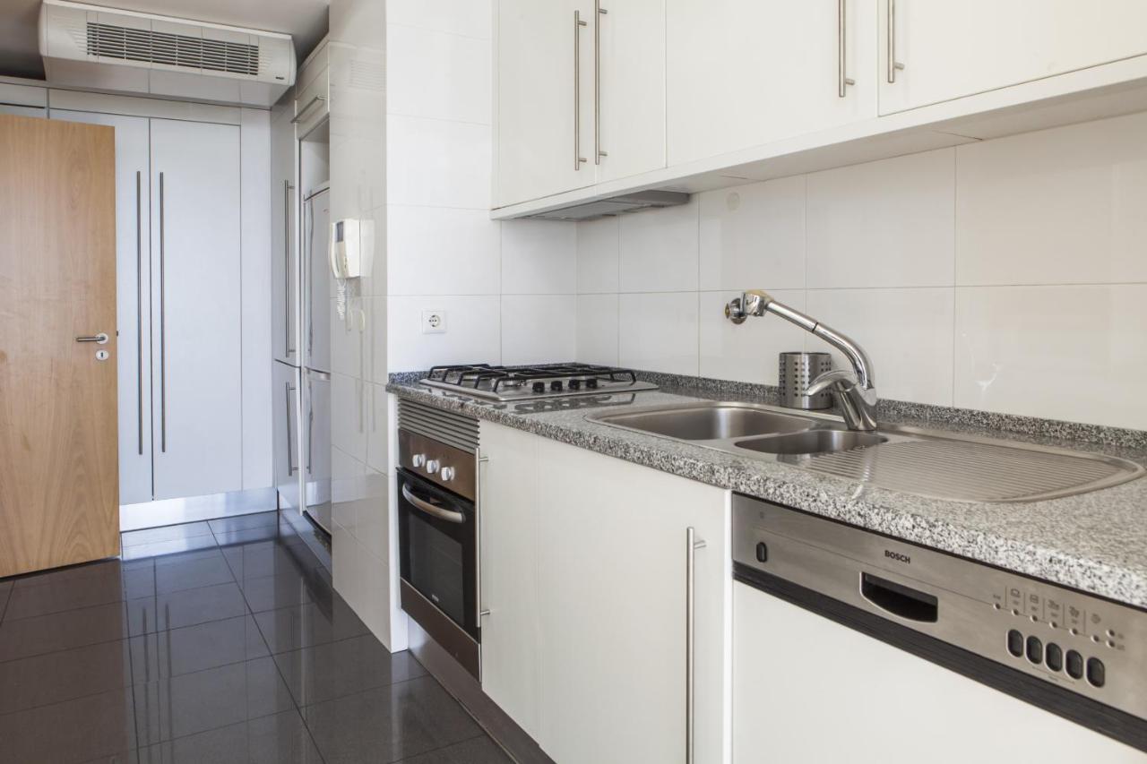 Rent4Rest Lisbon Parque Das Nacoes 17Th Floor River View Екстериор снимка