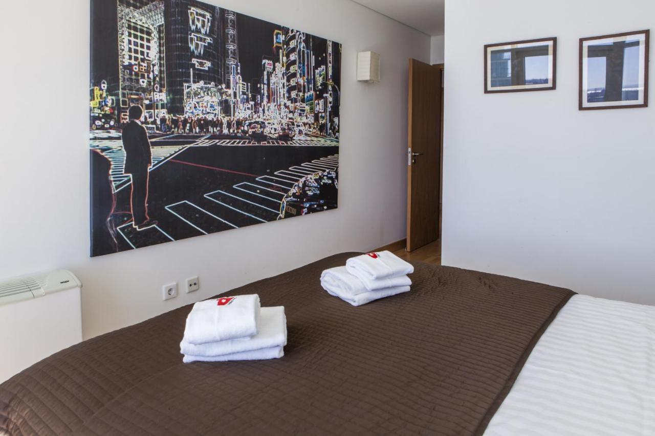 Rent4Rest Lisbon Parque Das Nacoes 17Th Floor River View Екстериор снимка